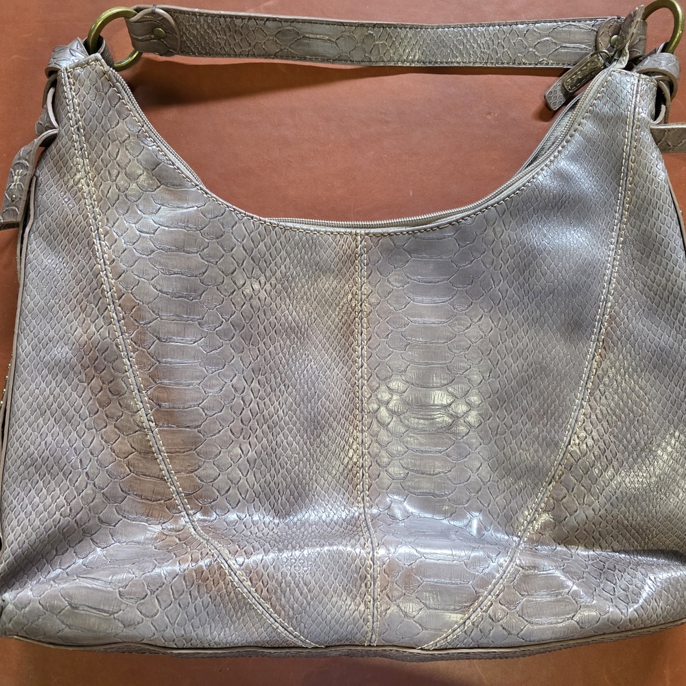 Elegant Gray Snakeskin Shoulder Bag